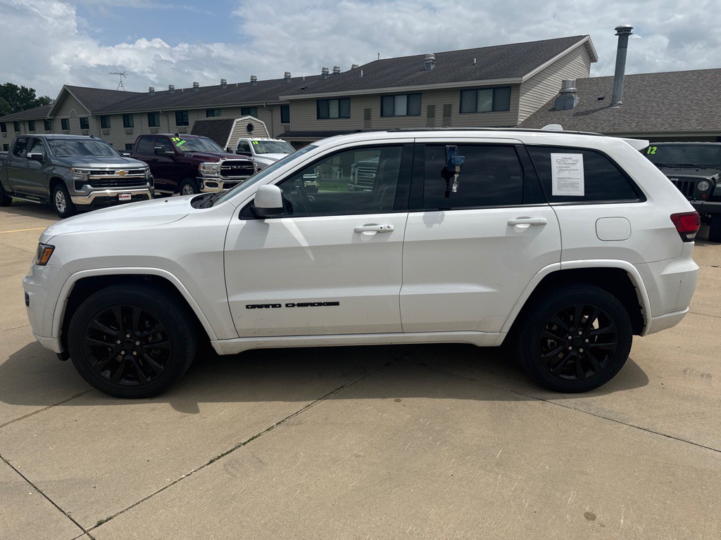 2021 Jeep Grand Cherokee Image 2