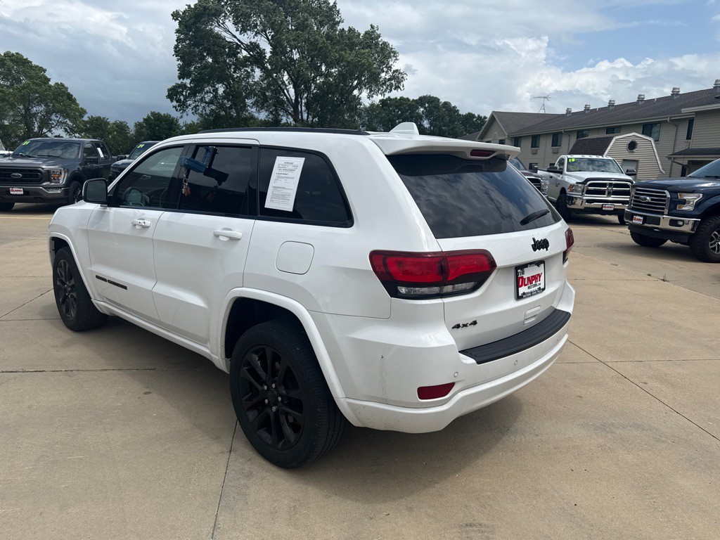 2021 Jeep Grand Cherokee Image 3