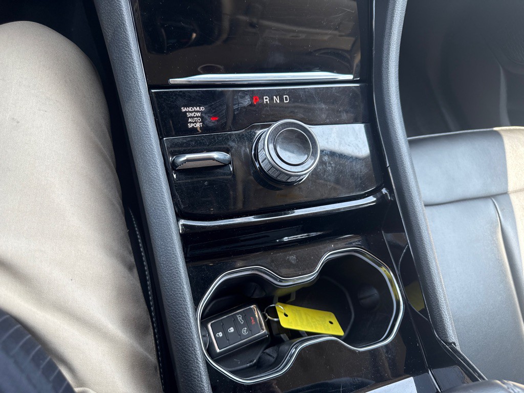 2023 Jeep Grand Cherokee Image 25