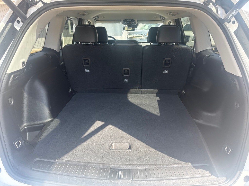 2023 Jeep Grand Cherokee Image 14