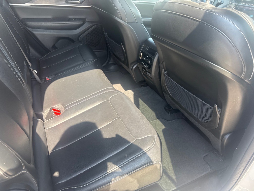 2023 Jeep Grand Cherokee Image 16