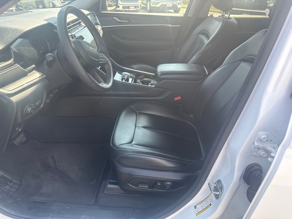 2023 Jeep Grand Cherokee Image 21