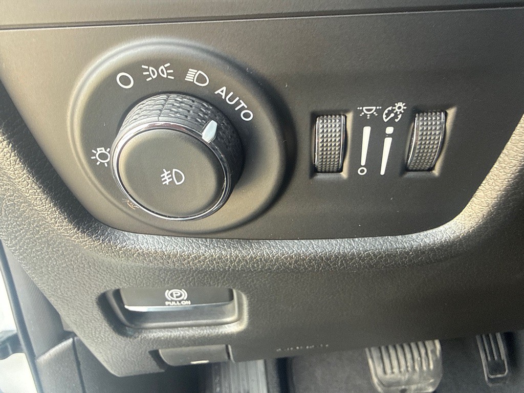 2023 Jeep Grand Cherokee Image 23