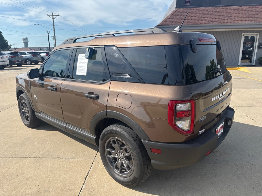 2022 Ford Bronco Image 3
