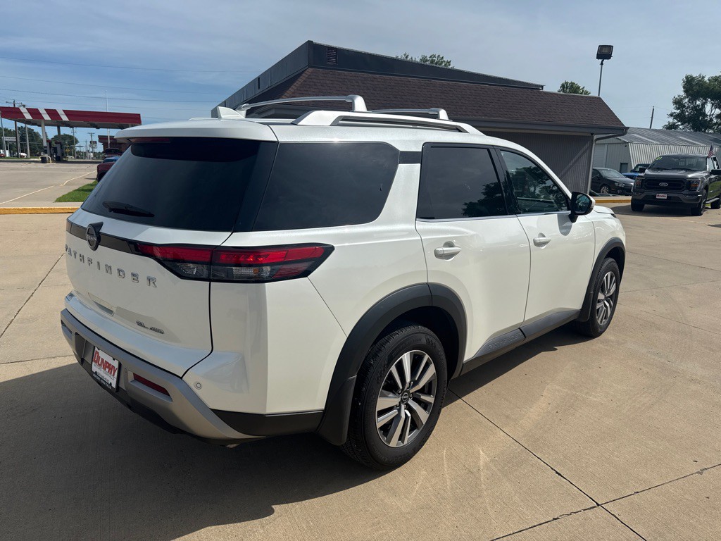 2024 Nissan Pathfinder Image 5