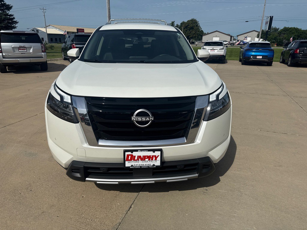 2024 Nissan Pathfinder Image 8