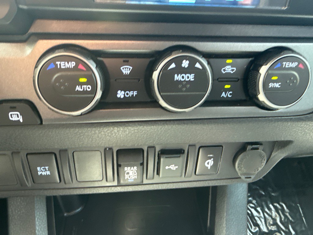 2023 Toyota Tacoma Image 28