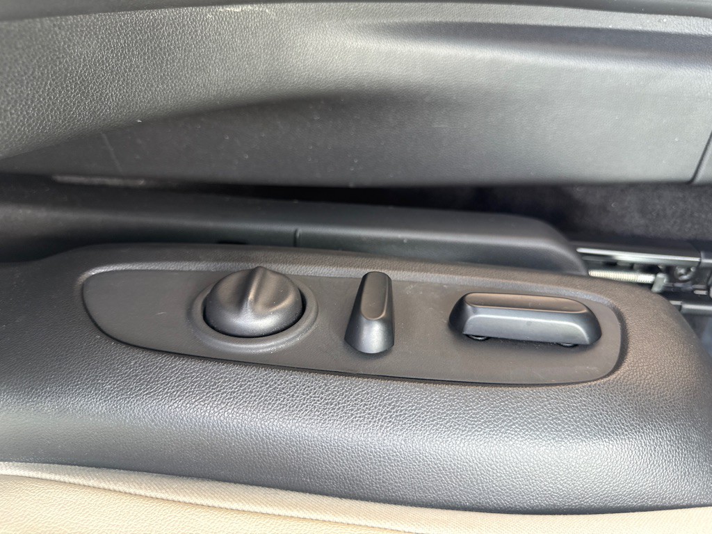 2021 Buick Enclave Image 21