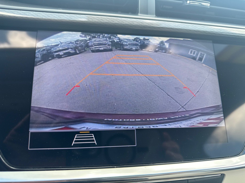 2021 Buick Enclave Image 32