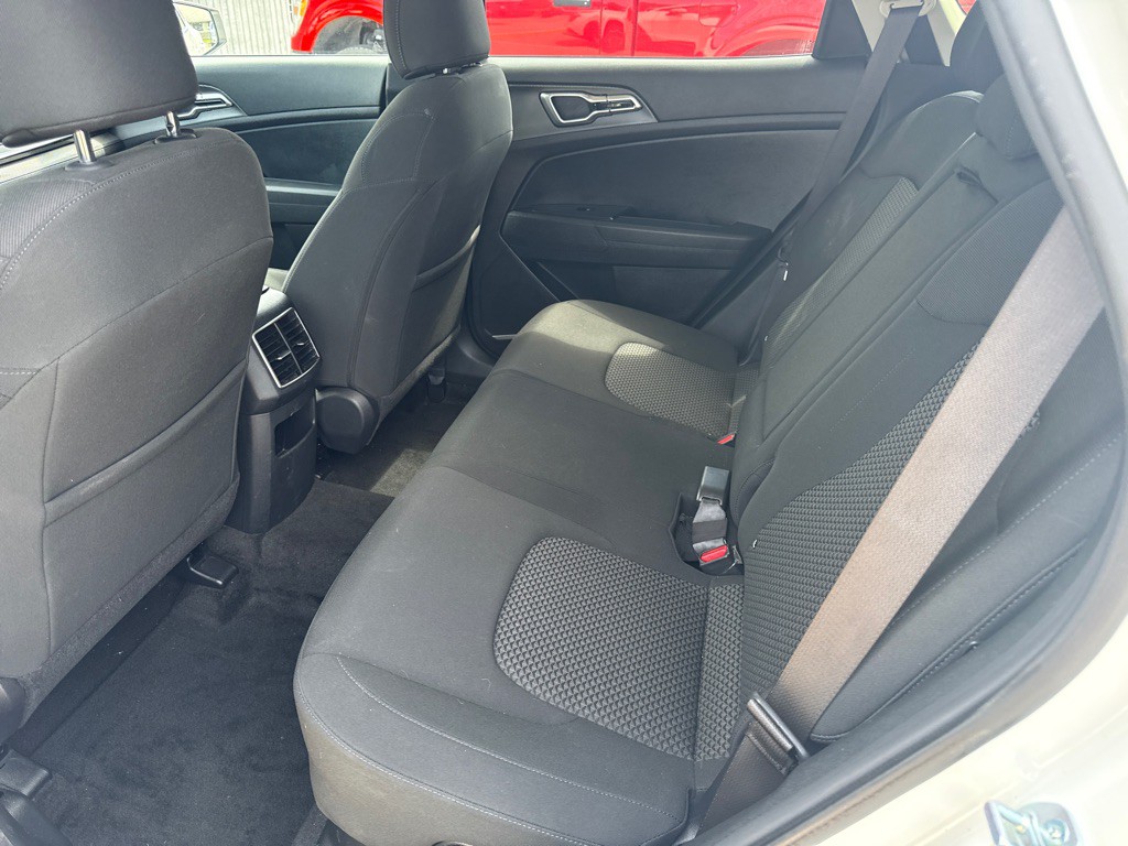 2023 Kia Sportage Image 15