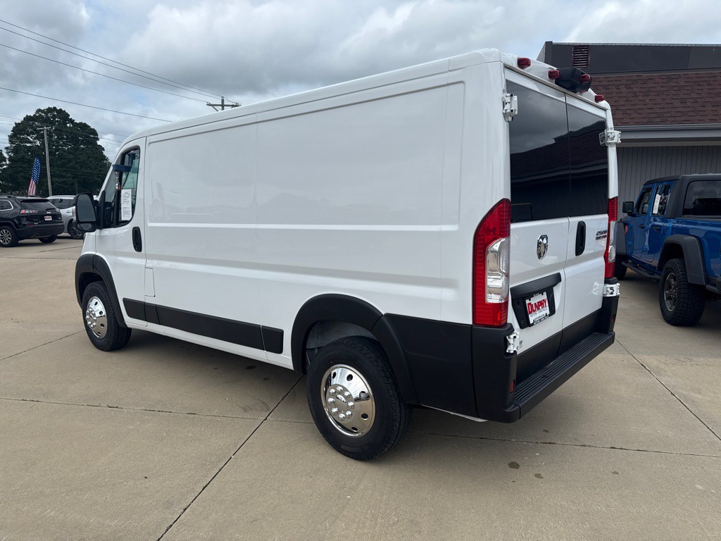 2023 RAM Promaster Image 3