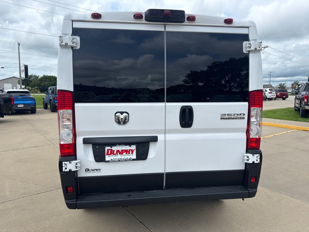 2023 RAM Promaster Image 4