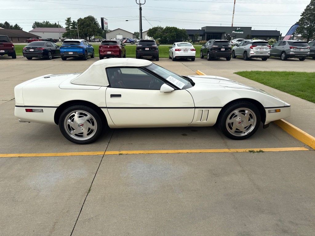 1988 Chevrolet Corvette Image 6