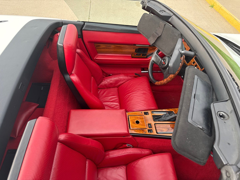1988 Chevrolet Corvette Image 19