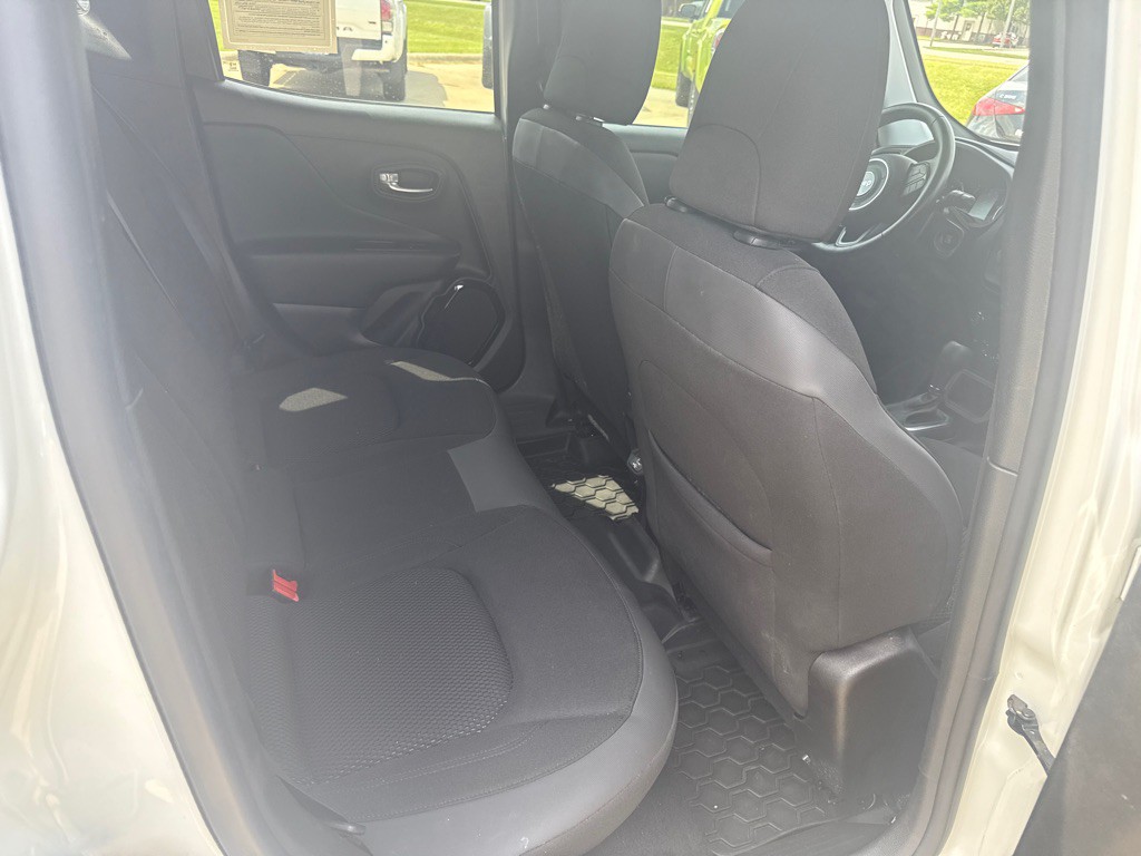 2018 Jeep Renegade Image 12