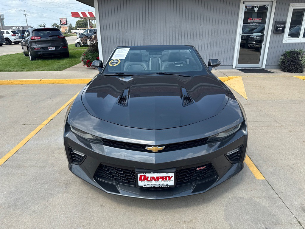 2017 Chevrolet Camaro Image 8