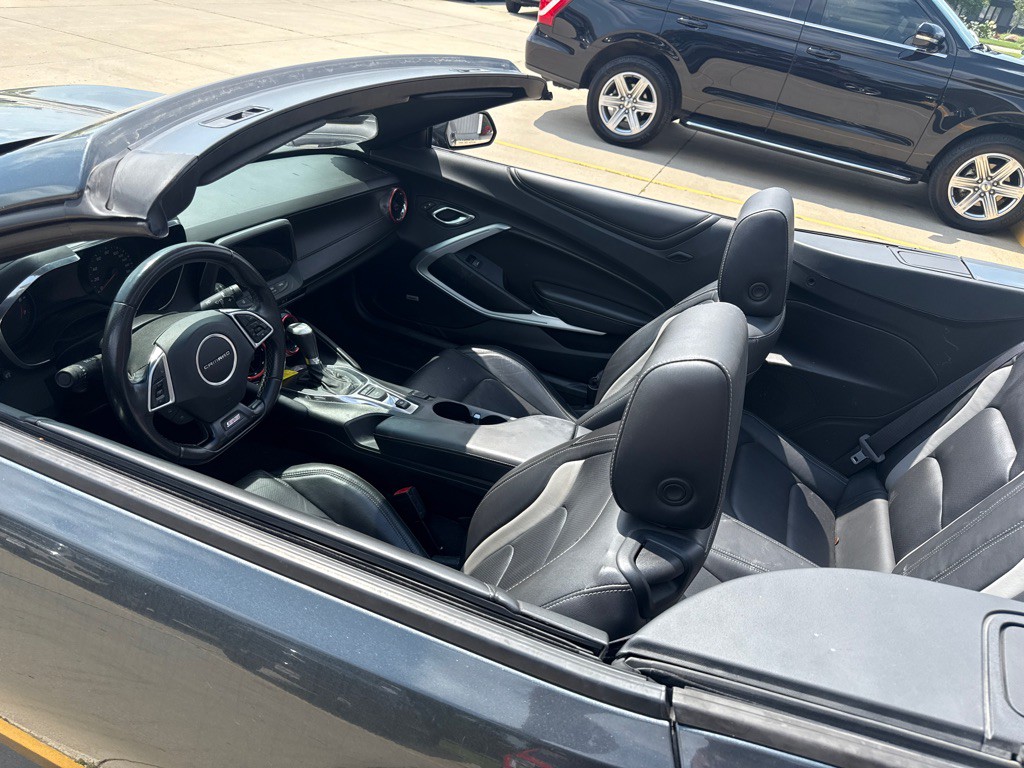2017 Chevrolet Camaro Image 10
