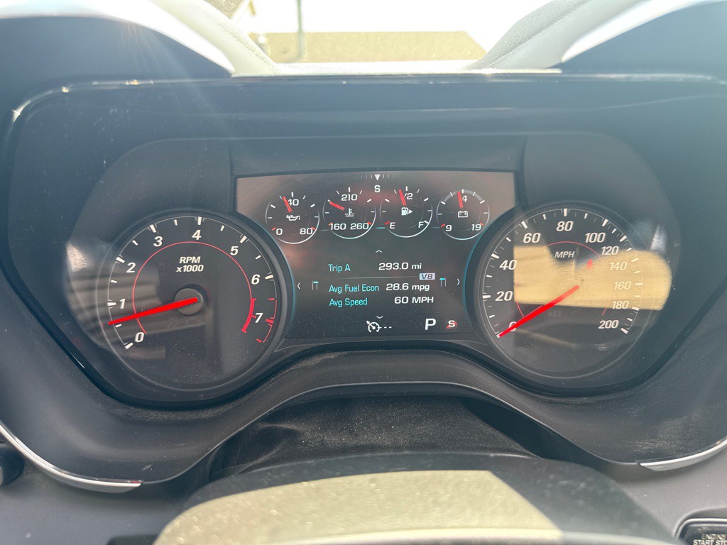 2017 Chevrolet Camaro Image 12