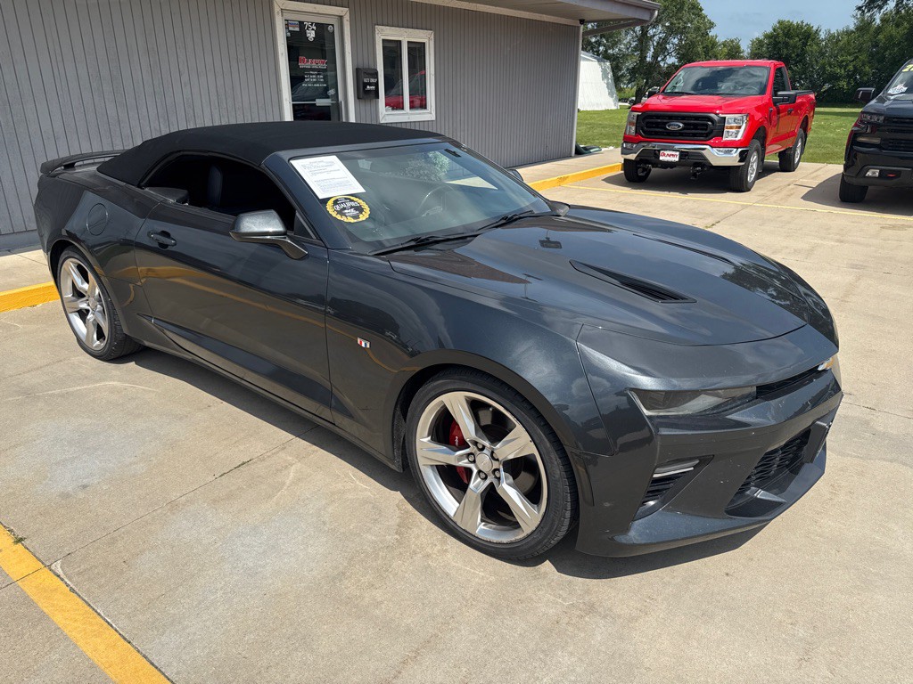 2017 Chevrolet Camaro Image 18