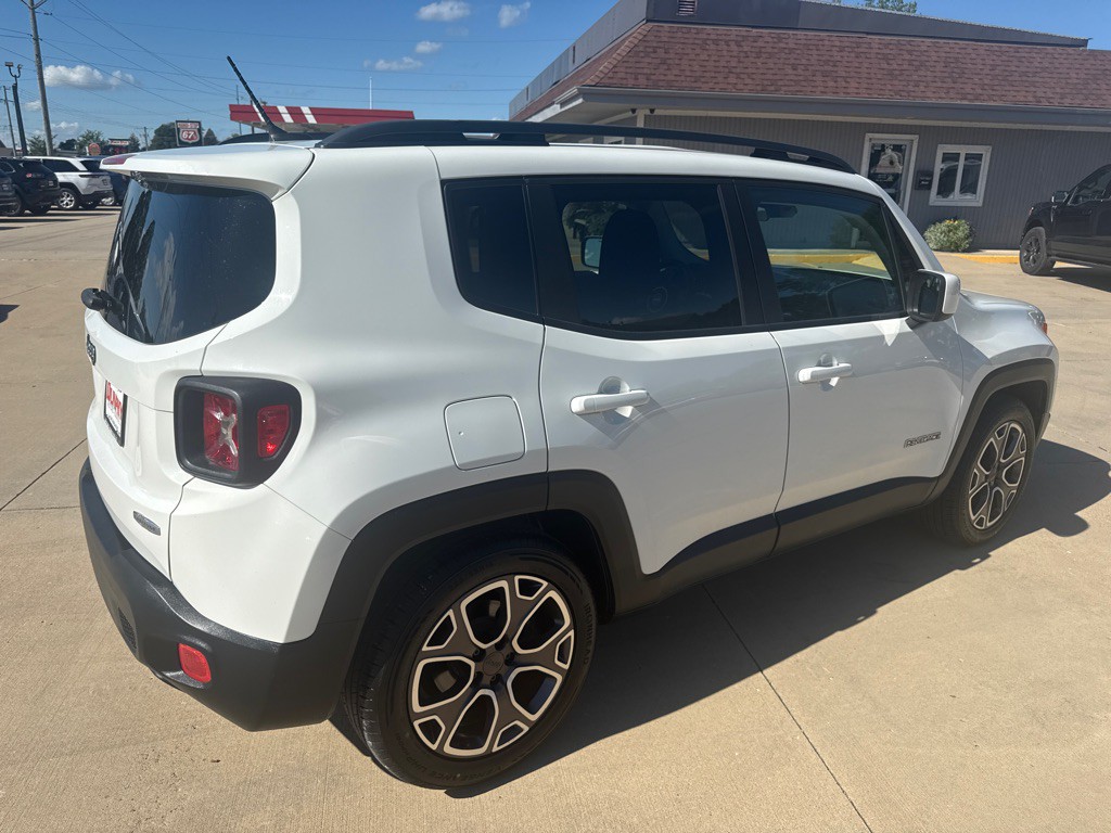 2015 Jeep Renegade Image 5