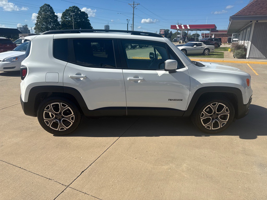 2015 Jeep Renegade Image 6