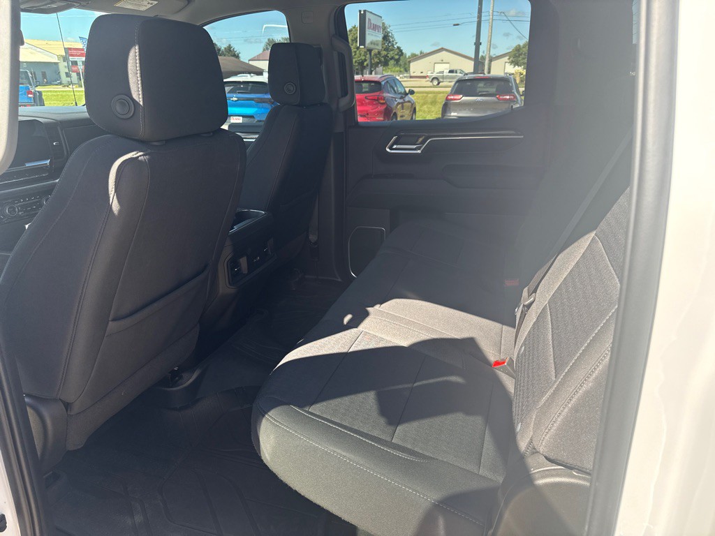 2022 Chevrolet Silverado 1500 Image 17