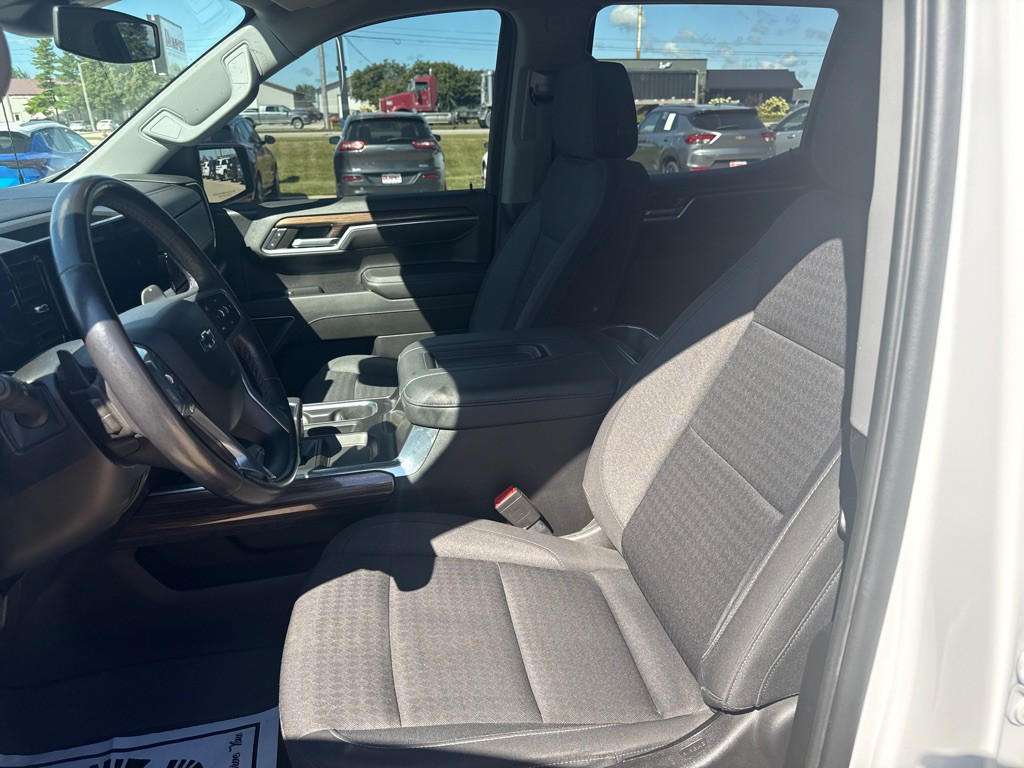 2022 Chevrolet Silverado 1500 Image 18