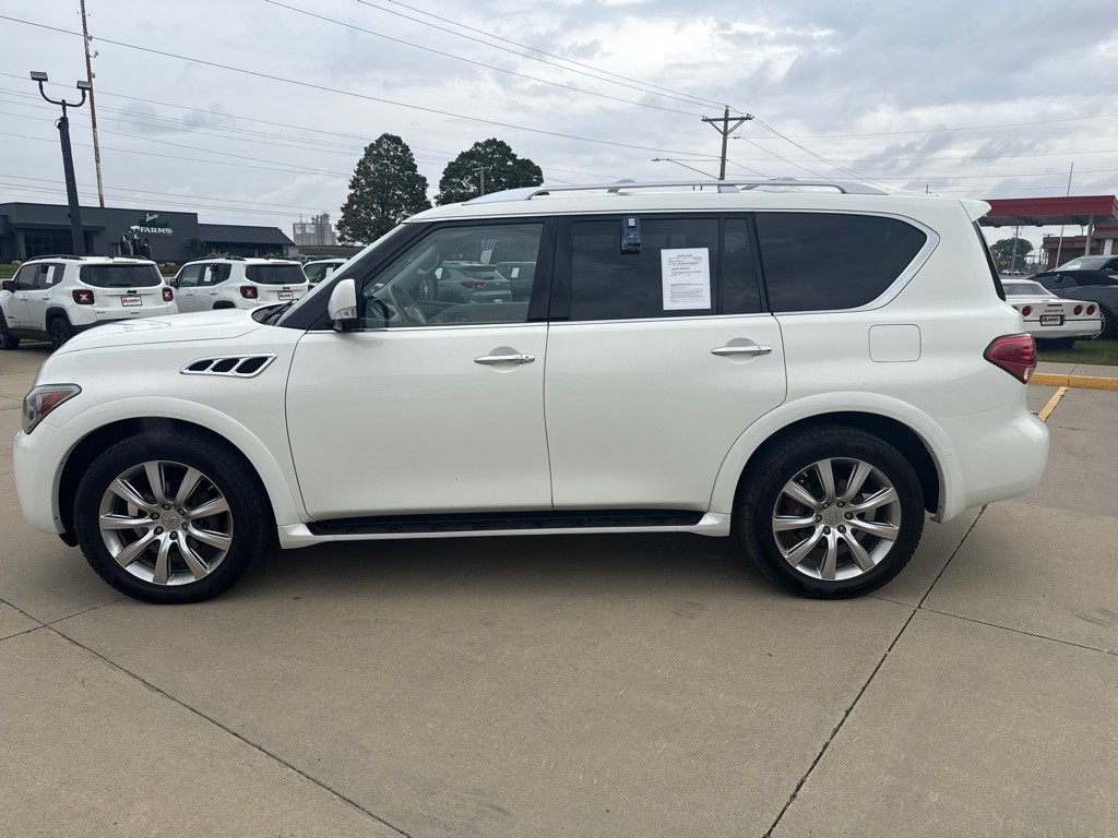 2012 INFINITI QX56 Image 2