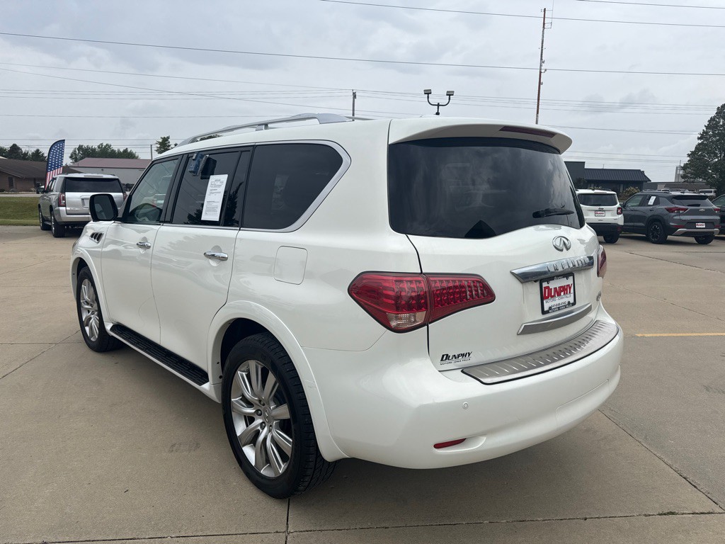 2012 INFINITI QX56 Image 3