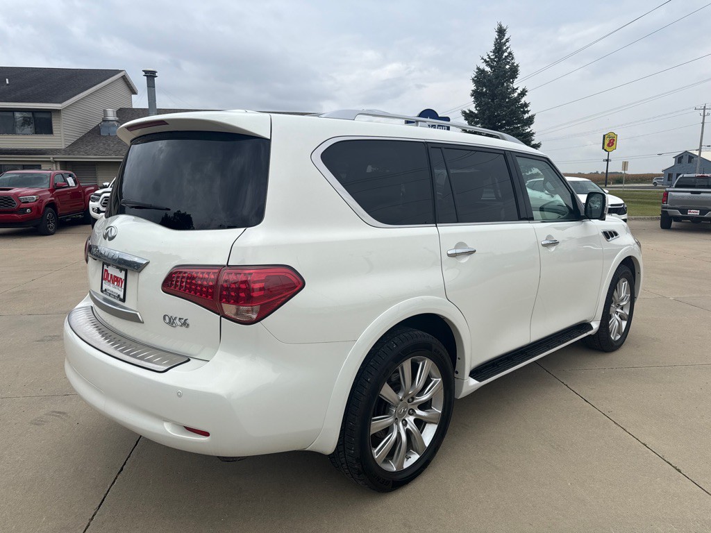 2012 INFINITI QX56 Image 5