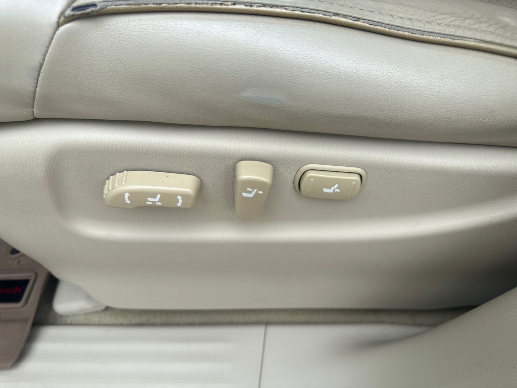 2012 INFINITI QX56 Image 20