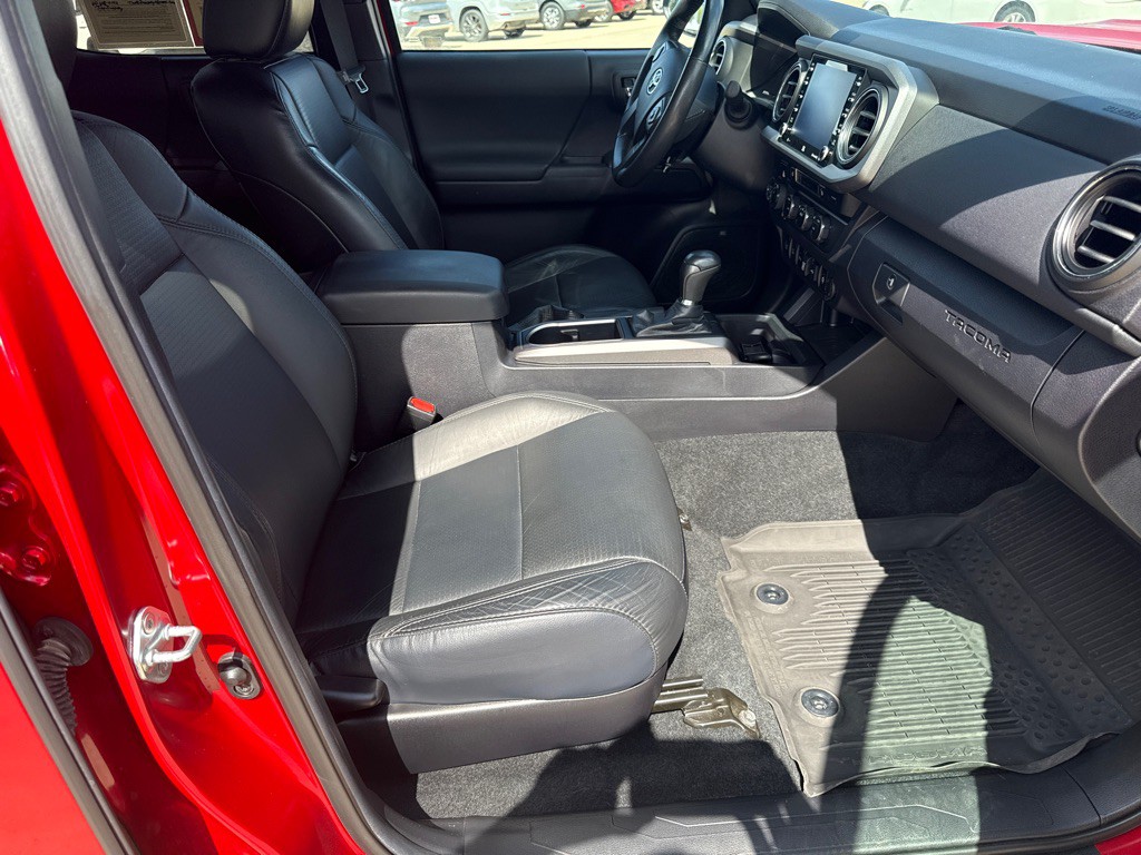 2021 Toyota Tacoma Image 20