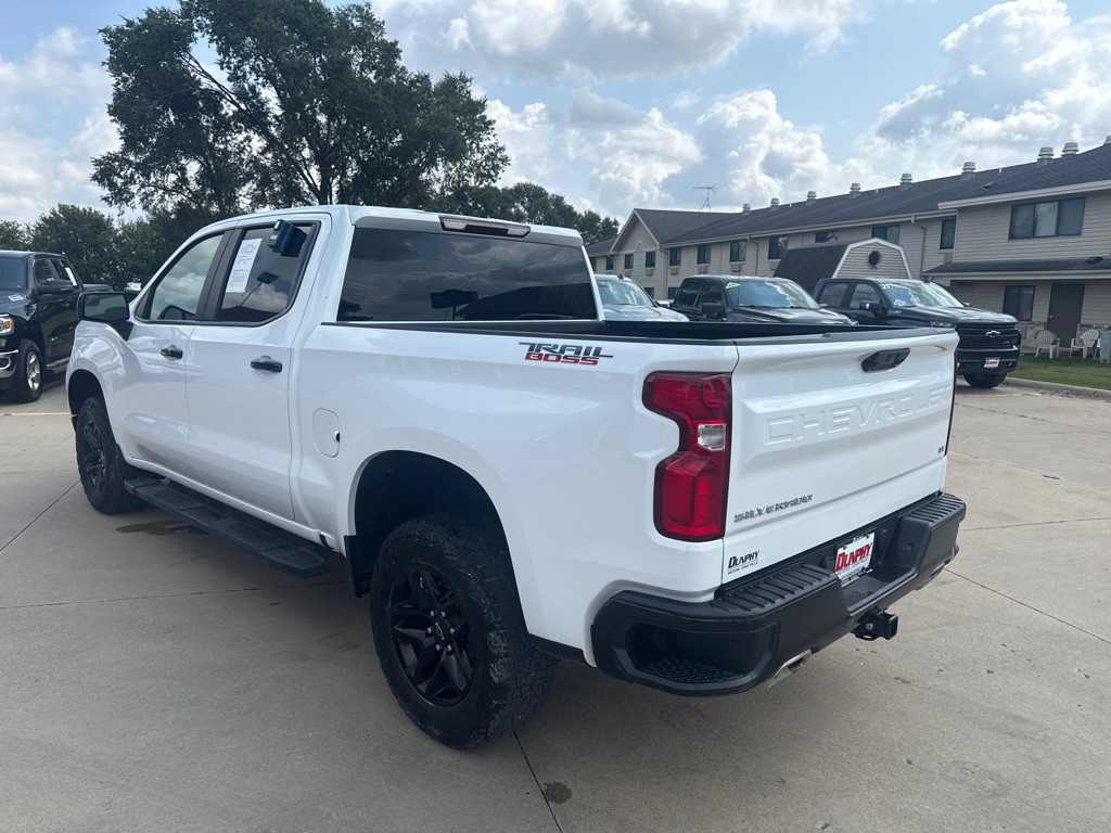 2023 Chevrolet Silverado 1500 Image 3