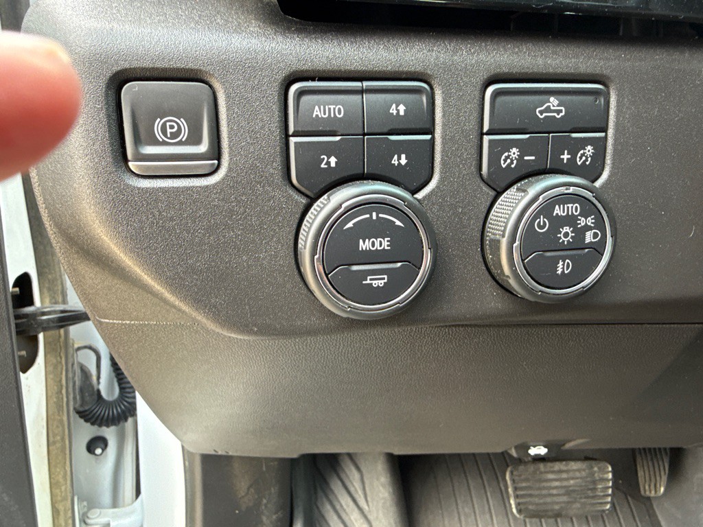 2023 Chevrolet Silverado 1500 Image 18