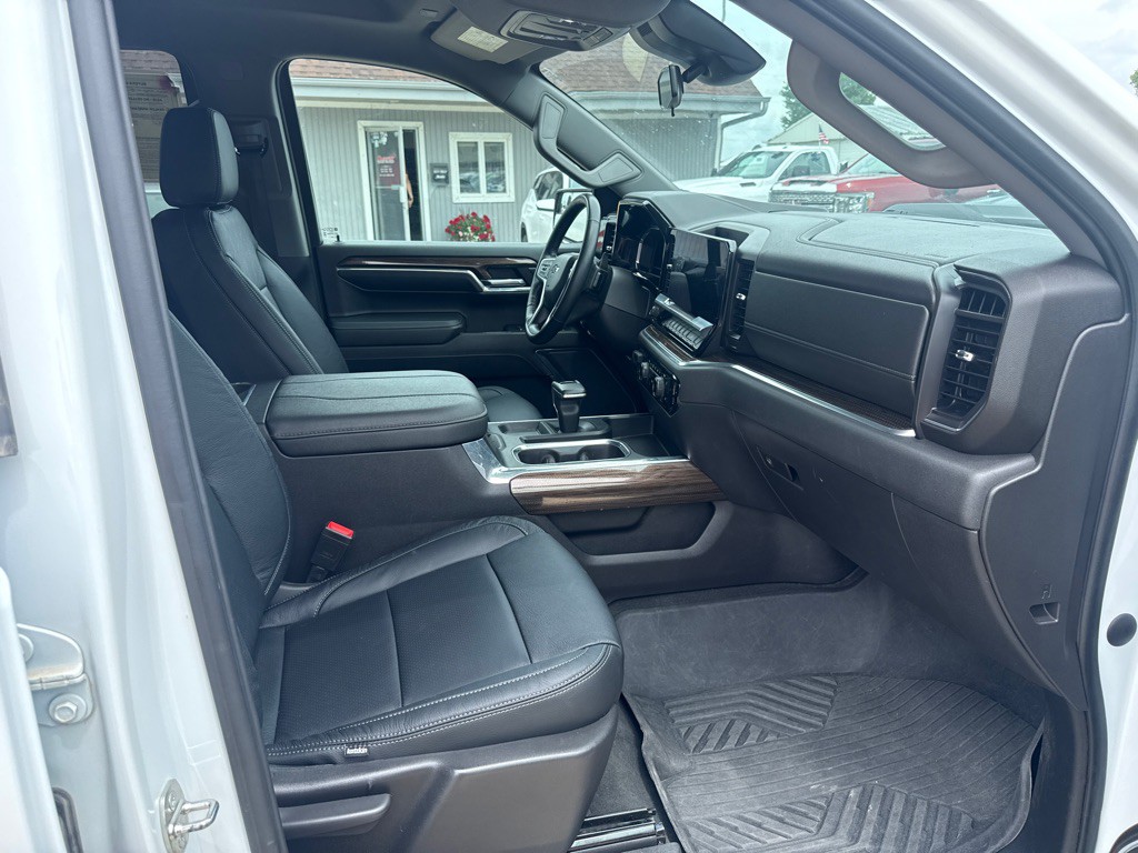 2023 Chevrolet Silverado 1500 Image 16