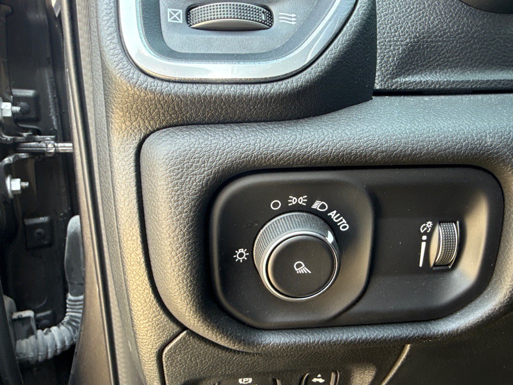 2023 RAM 1500 Image 21