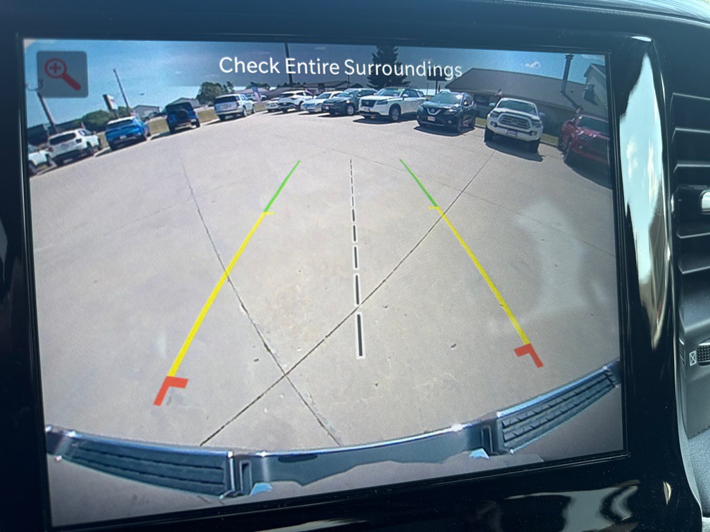 2023 RAM 1500 Image 32
