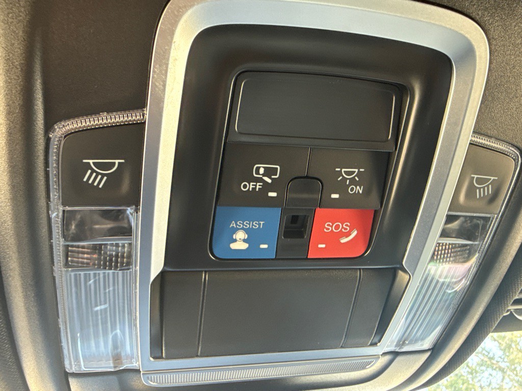 2023 RAM 1500 Image 35