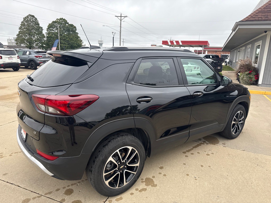 2024 Chevrolet Trailblazer Image 3