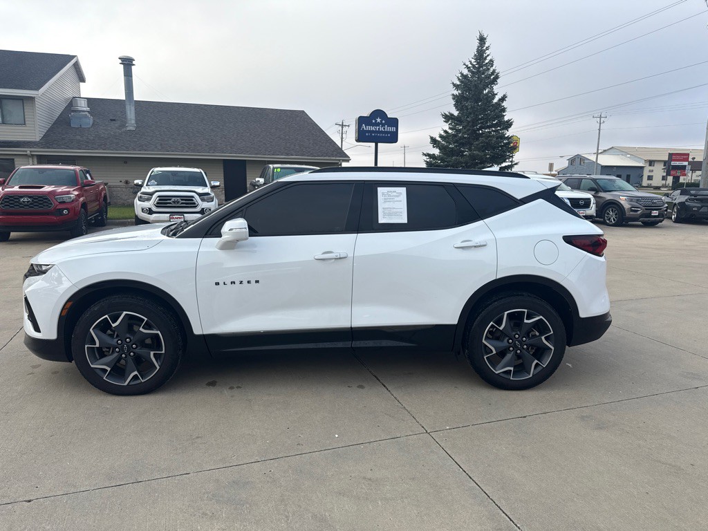 2019 Chevrolet Blazer Image 2