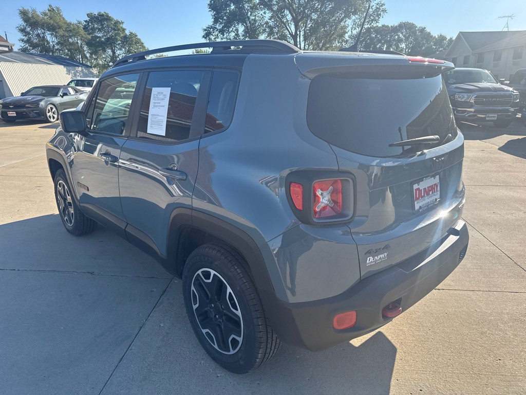 2016 Jeep Renegade Image 3