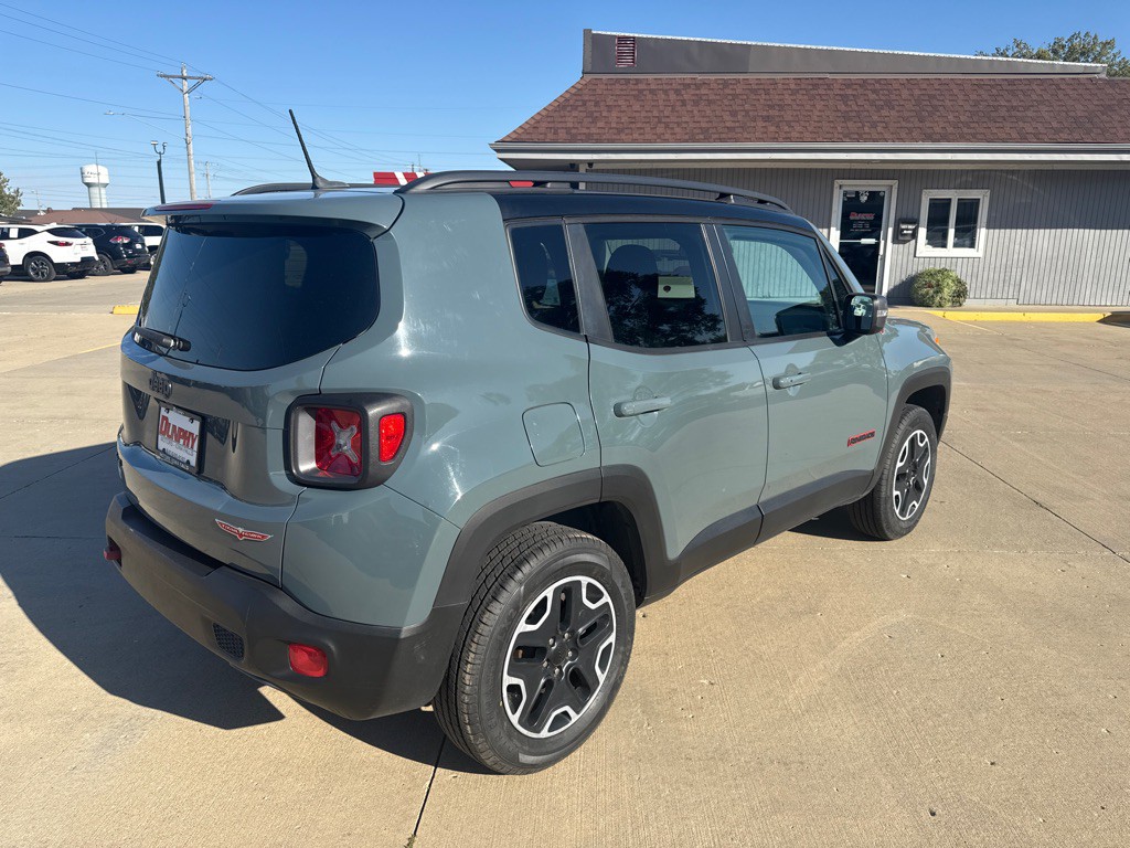 2016 Jeep Renegade Image 5