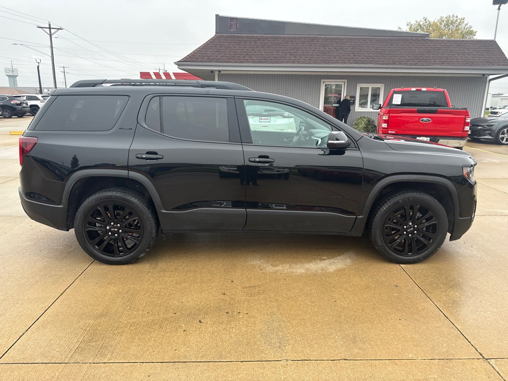 2023 GMC Acadia Image 6