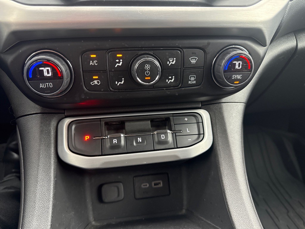 2023 GMC Acadia Image 28