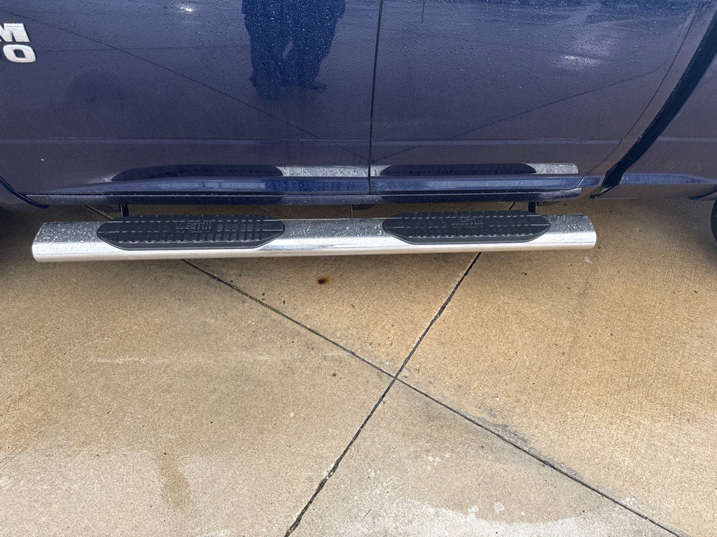 2016 RAM 1500 Image 12