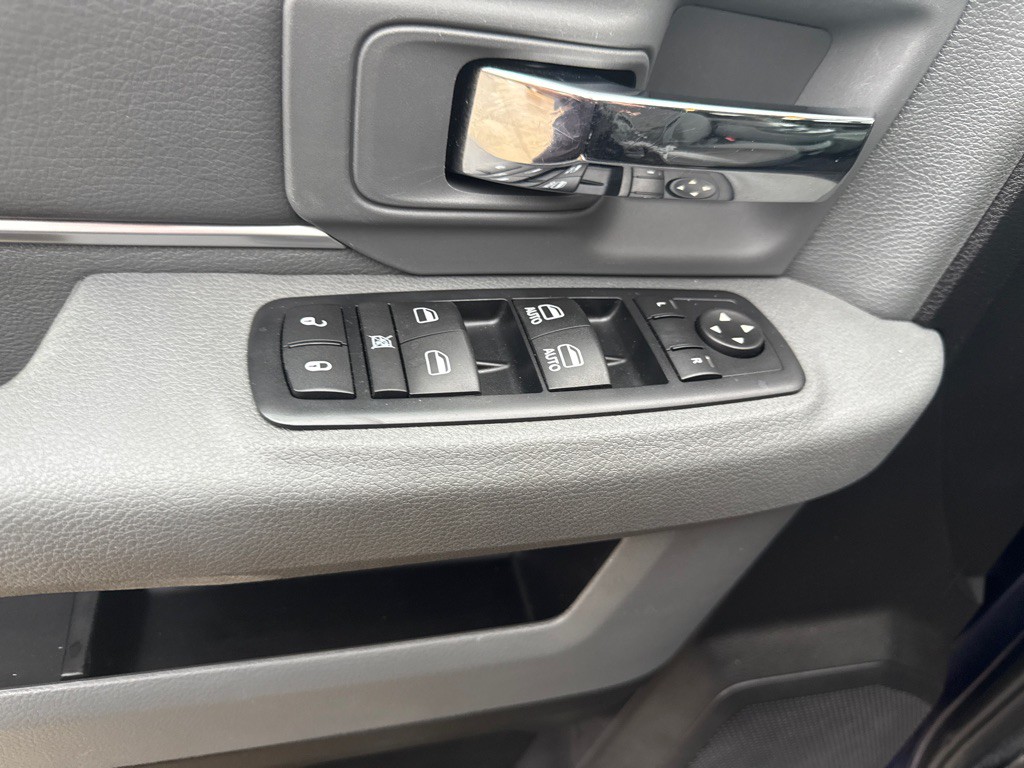 2016 RAM 1500 Image 24