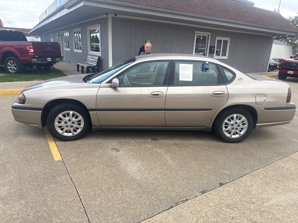 2003 Chevrolet Impala Image 2