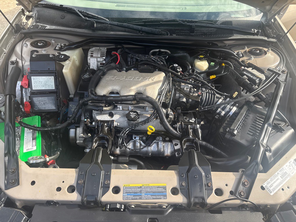 2003 Chevrolet Impala Image 22