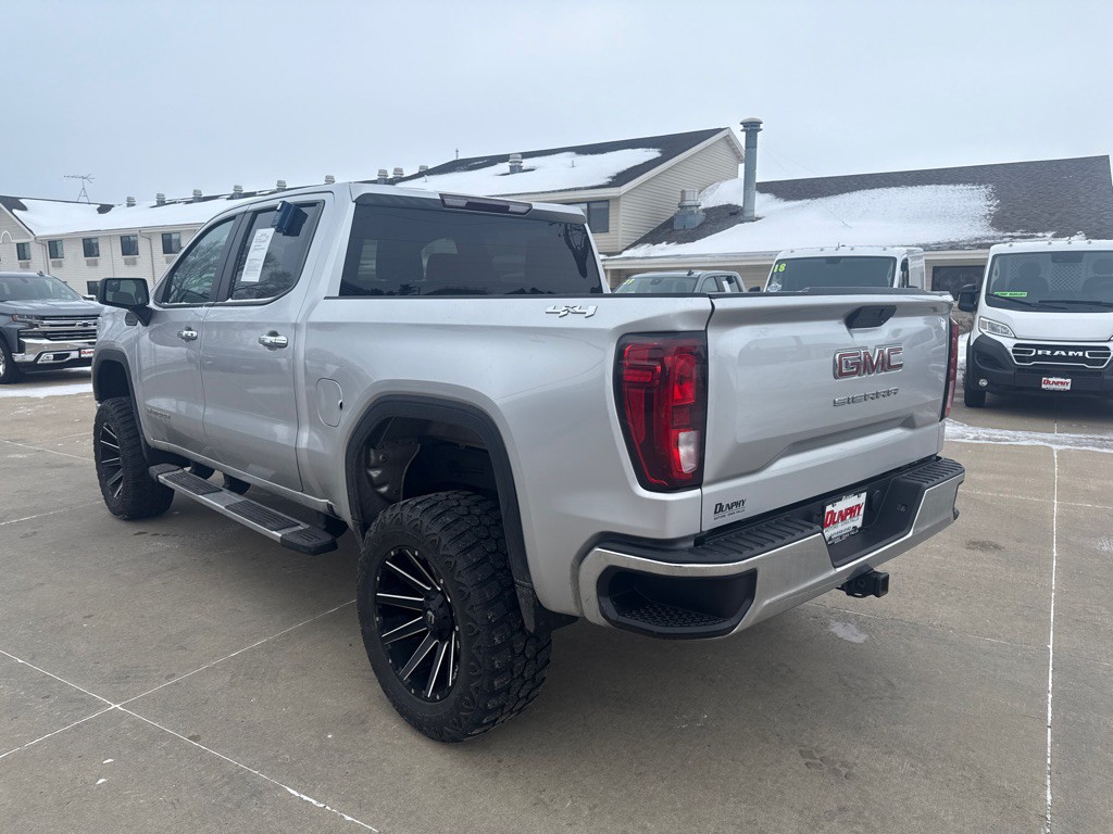 2020 GMC Sierra Image 3