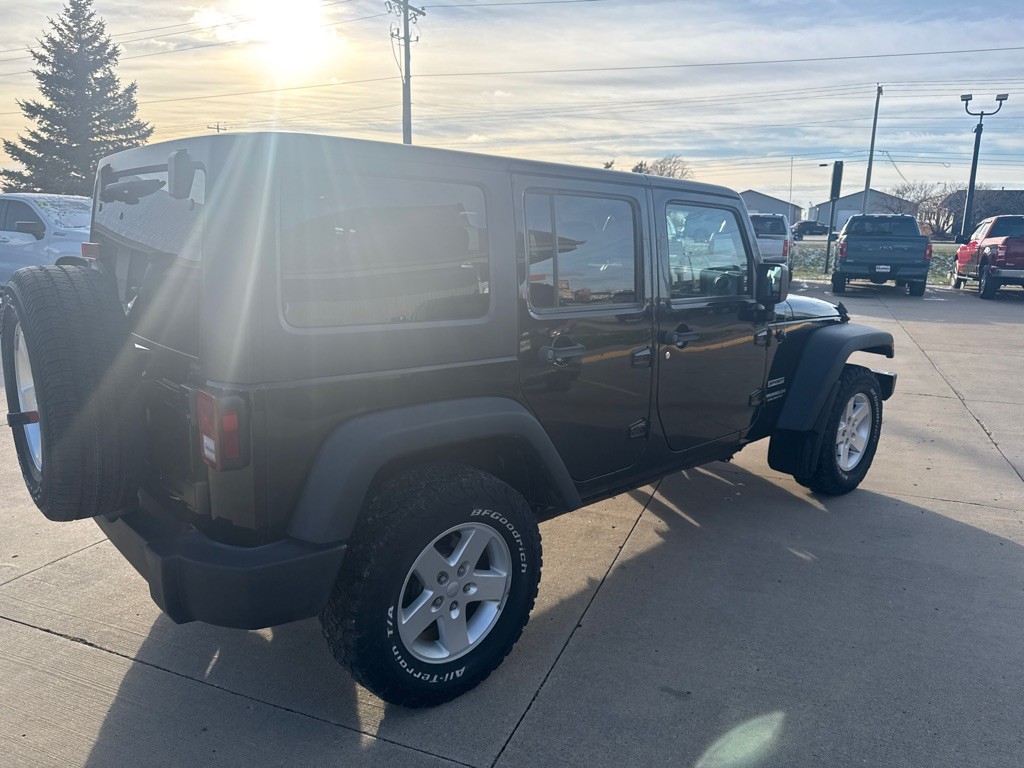 2017 Jeep Wrangler Unlimited Image 5